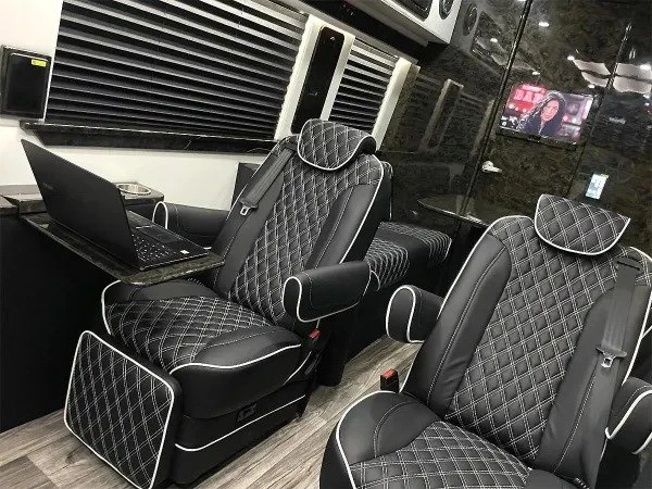 2026 Mercedes-Benz VS30 Sprinter - Image 4 of 20