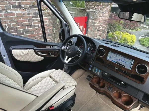 2026 Mercedes-Benz VS30 Sprinter - Image 8 of 18