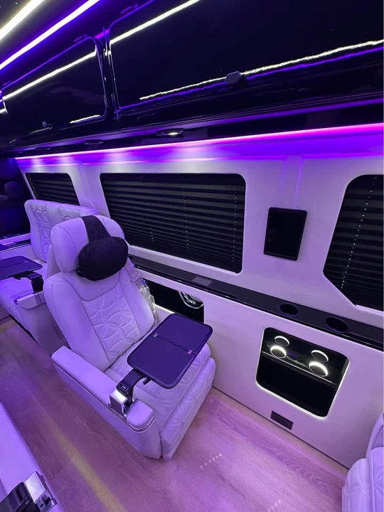 2026 Mercedes-Benz VS30 Sprinter - Image 11 of 20