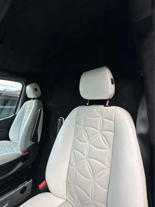 2026 Mercedes-Benz VS30 Sprinter - Image 4 of 20