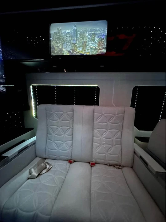 2026 Mercedes-Benz VS30 Sprinter - Image 16 of 20