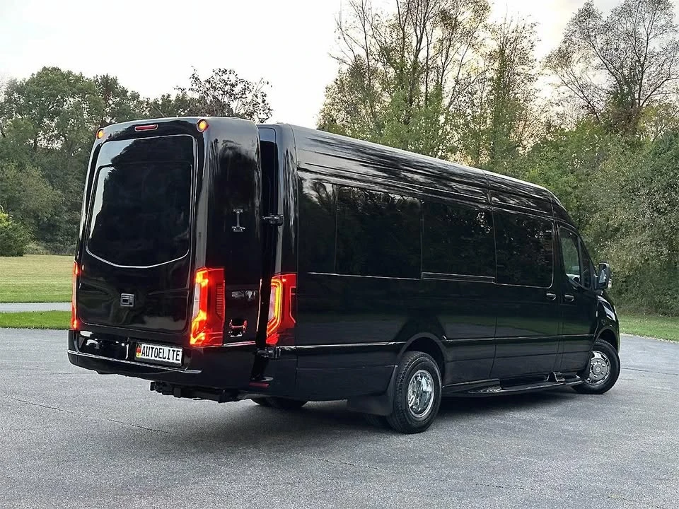 2026 Mercedes-Benz VS30 Sprinter - Image 2 of 20