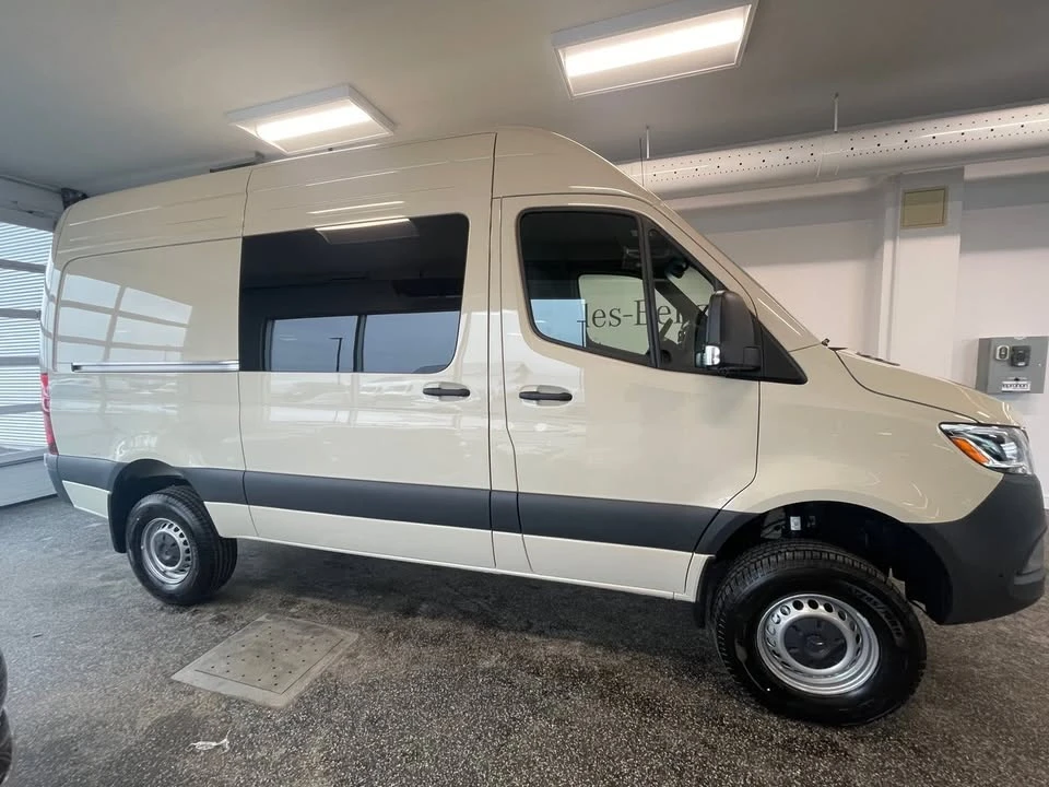 2026 Mercedes-Benz VS30 Sprinter - Image 3 of 17