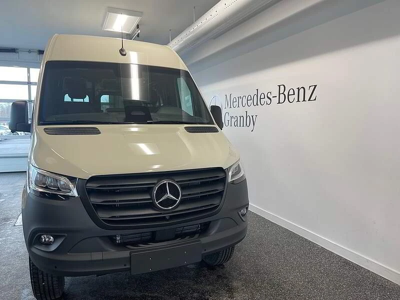 2026 Mercedes-Benz VS30 Sprinter - Image 2 of 17