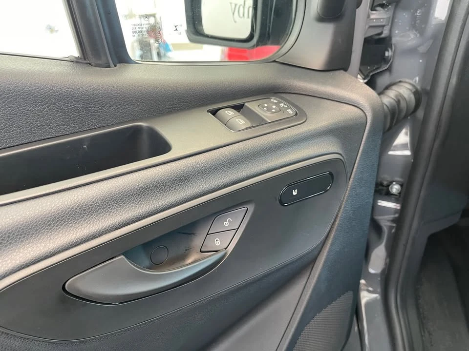 2026 Mercedes-Benz VS30 Sprinter - Image 10 of 17