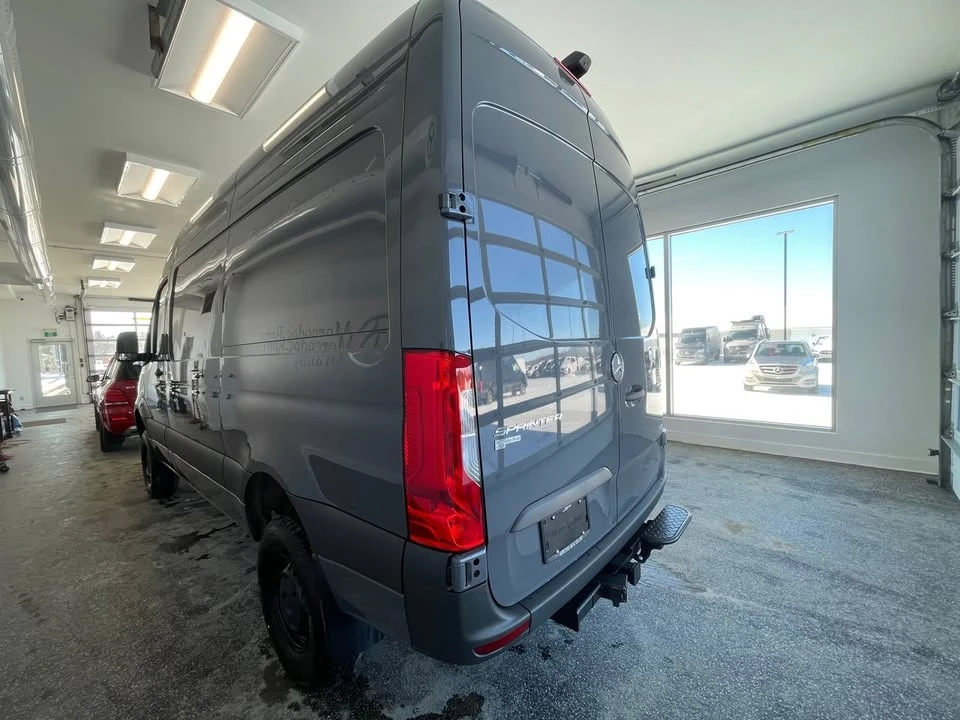 2026 Mercedes-Benz VS30 Sprinter - Image 7 of 17