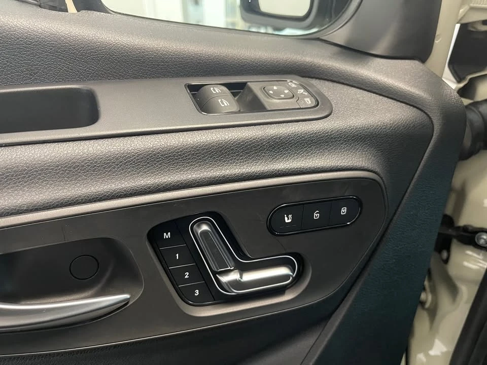 2026 Mercedes-Benz VS30 Sprinter - Image 16 of 17