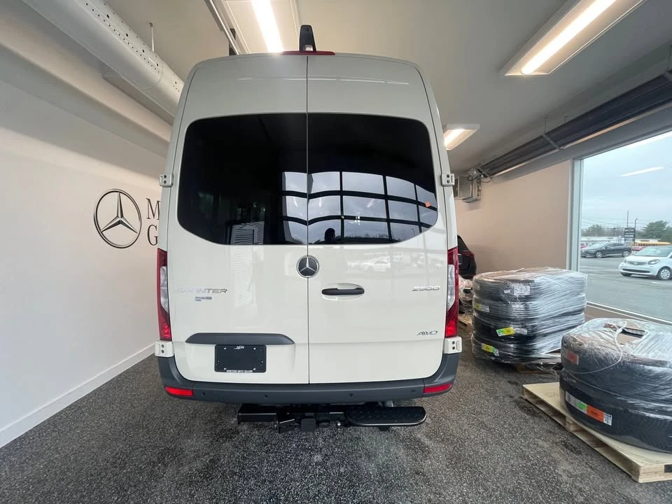 2026 Mercedes-Benz VS30 Sprinter - Image 5 of 17