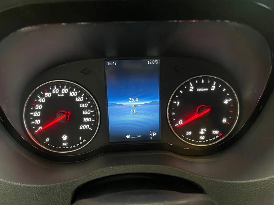 2026 Mercedes-Benz VS30 Sprinter - Image 11 of 17