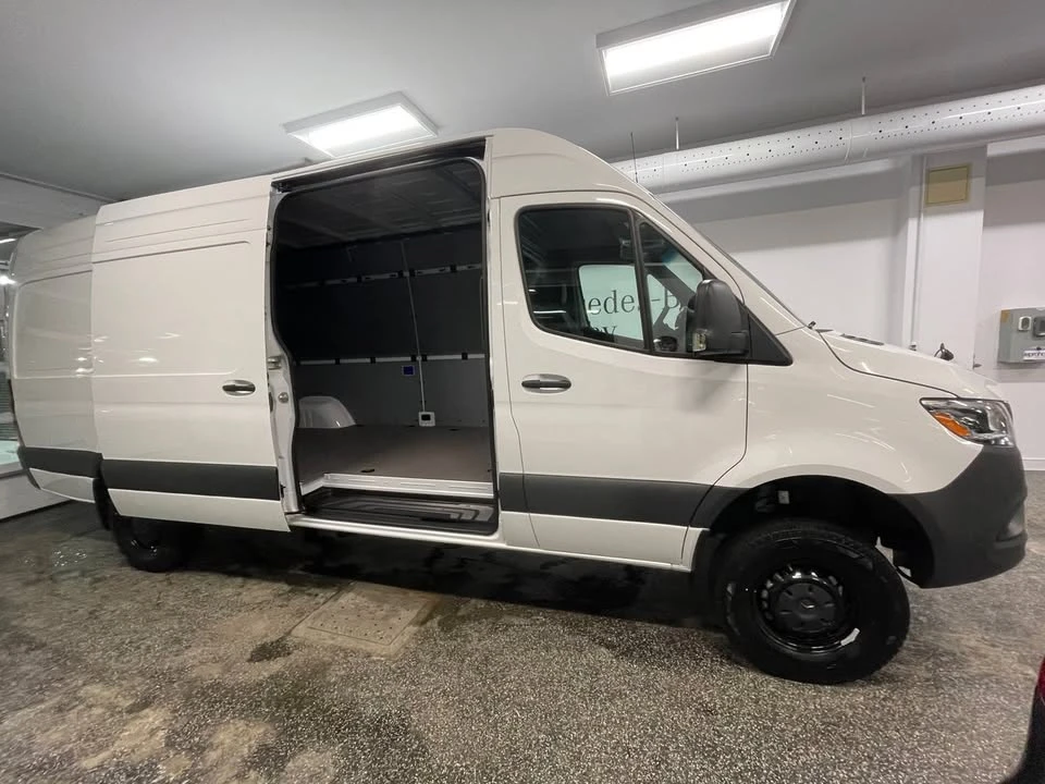 2026 Mercedes-Benz VS30 Sprinter - Image 4 of 17