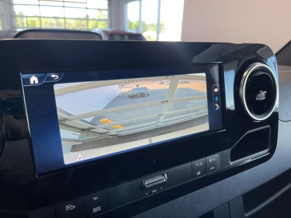2026 Mercedes-Benz VS30 Sprinter - Image 16 of 18