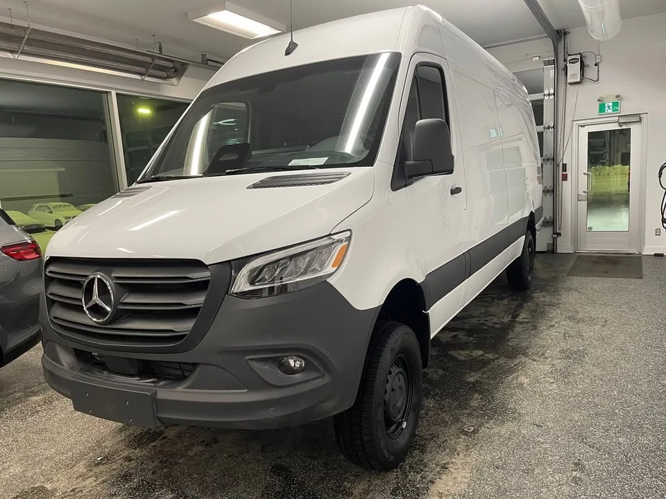2026 Mercedes-Benz VS30 Sprinter - Image 8 of 17