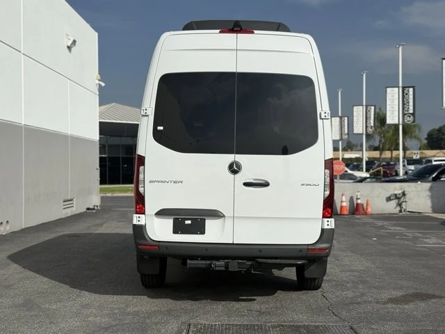 2026 Mercedes-Benz VS30 Sprinter - Image 9 of 12