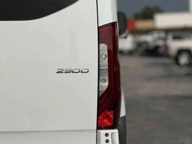 2026 Mercedes-Benz VS30 Sprinter - Image 10 of 12