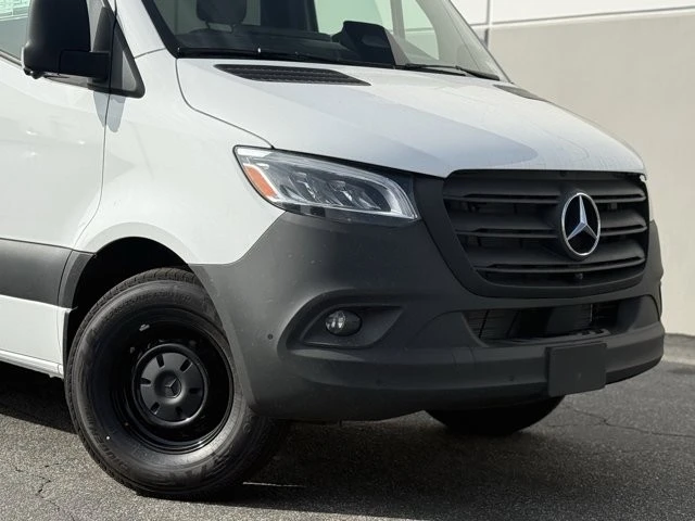 2026 Mercedes-Benz VS30 Sprinter - Image 3 of 12