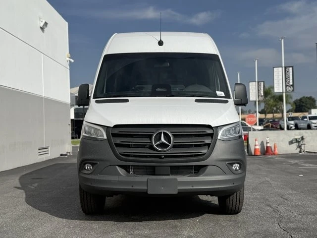 2026 Mercedes-Benz VS30 Sprinter - Image 5 of 12