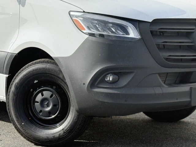 2026 Mercedes-Benz VS30 Sprinter - Image 4 of 12
