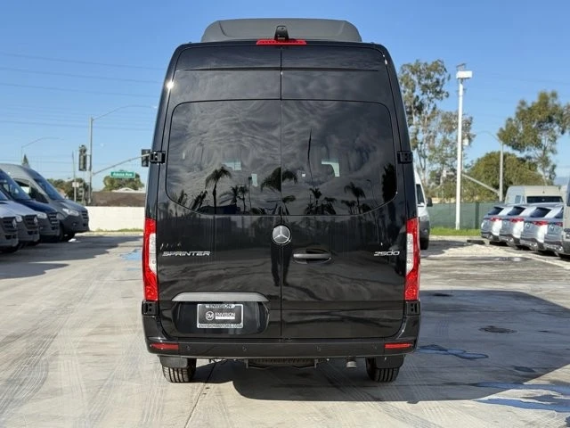 2026 Mercedes-Benz VS30 Sprinter - Image 9 of 12