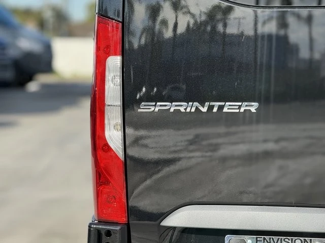2026 Mercedes-Benz VS30 Sprinter - Image 8 of 12