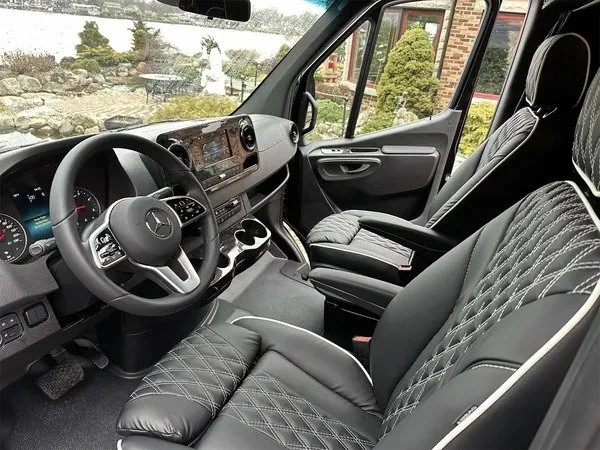 2026 Mercedes-Benz VS30 Sprinter - Image 8 of 16