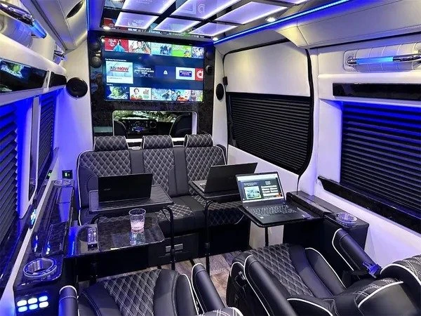 2026 Mercedes-Benz VS30 Sprinter - Image 14 of 20