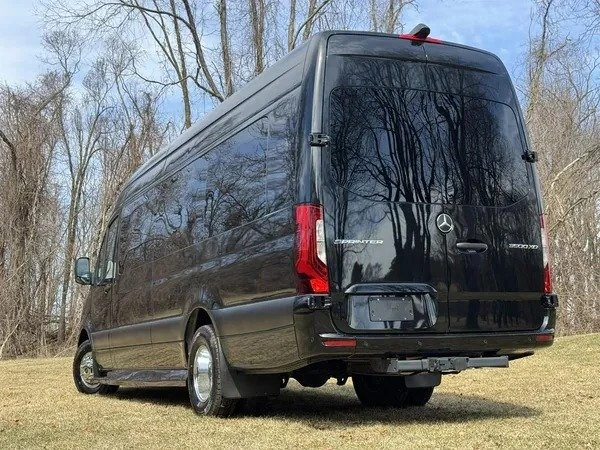 2026 Mercedes-Benz VS30 Sprinter - Image 3 of 20