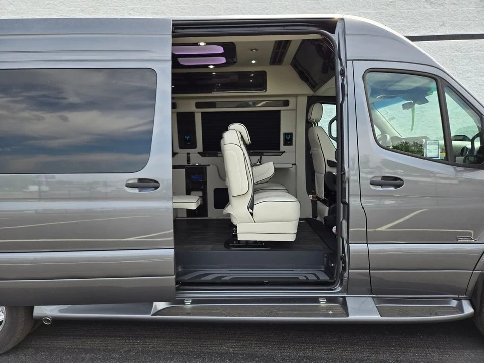 2026 Mercedes-Benz VS30 Sprinter - Image 20 of 21