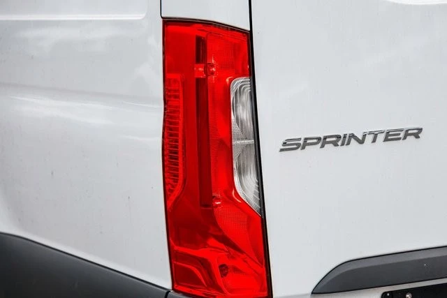 2026 Mercedes-Benz VS30 Sprinter - Image 8 of 12