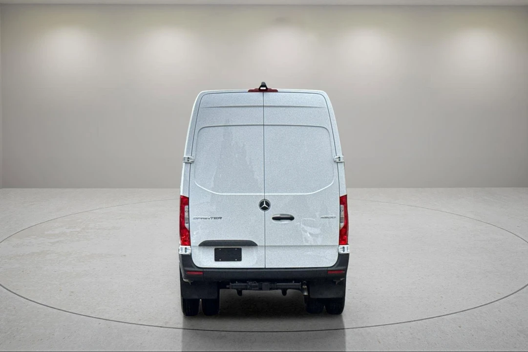 2026 Mercedes-Benz VS30 Sprinter - Image 5 of 12