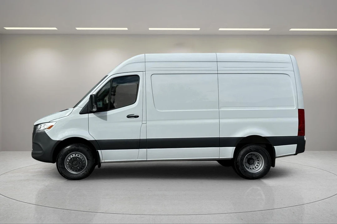 2026 Mercedes-Benz VS30 Sprinter - Image 7 of 12