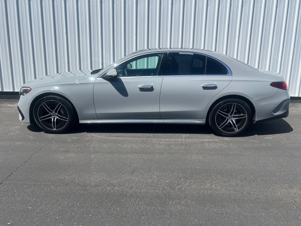 2026 Mercedes-Benz W214 E-Class - Image 3 of 10