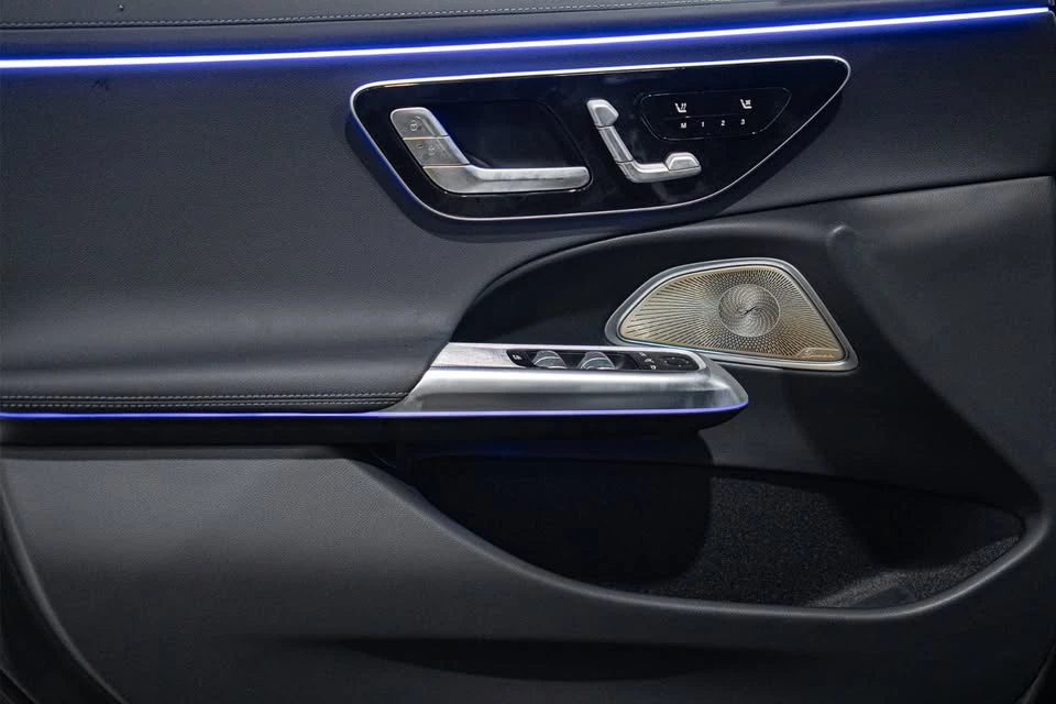 2026 Mercedes-Benz W214 E-Class - Image 7 of 17