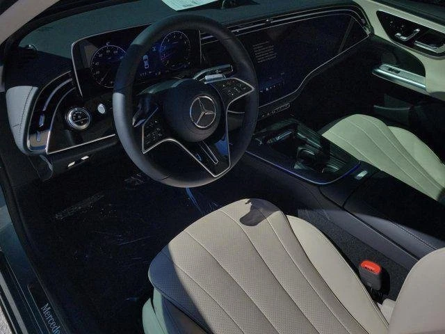 2026 Mercedes-Benz W214 E-Class - Image 17 of 19