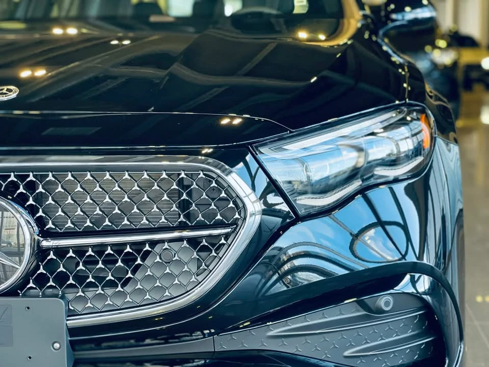 2026 Mercedes-Benz W214 E-Class - Image 3 of 19