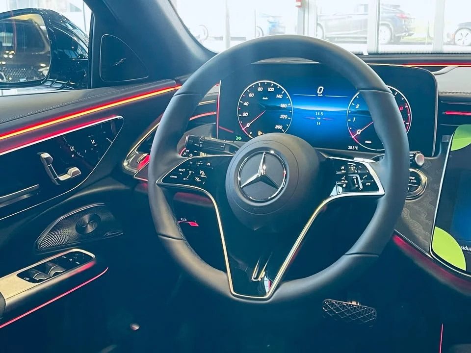 2026 Mercedes-Benz W214 E-Class - Image 15 of 19