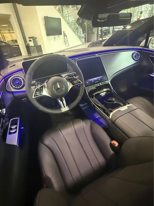 2026 Mercedes-Benz EQE - Image 6 of 6