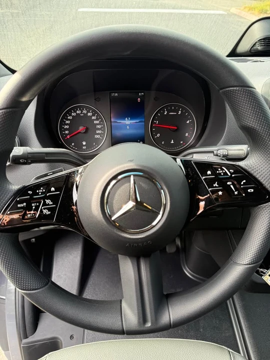 2026 Mercedes-Benz VS30 Sprinter - Image 7 of 10