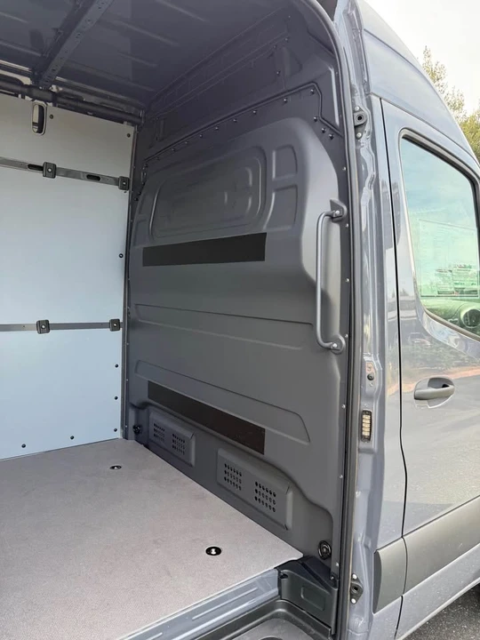 2026 Mercedes-Benz VS30 Sprinter - Image 4 of 10