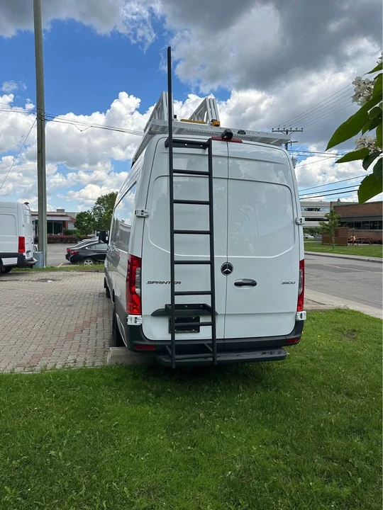 2026 Mercedes-Benz VS30 Sprinter - Image 3 of 5