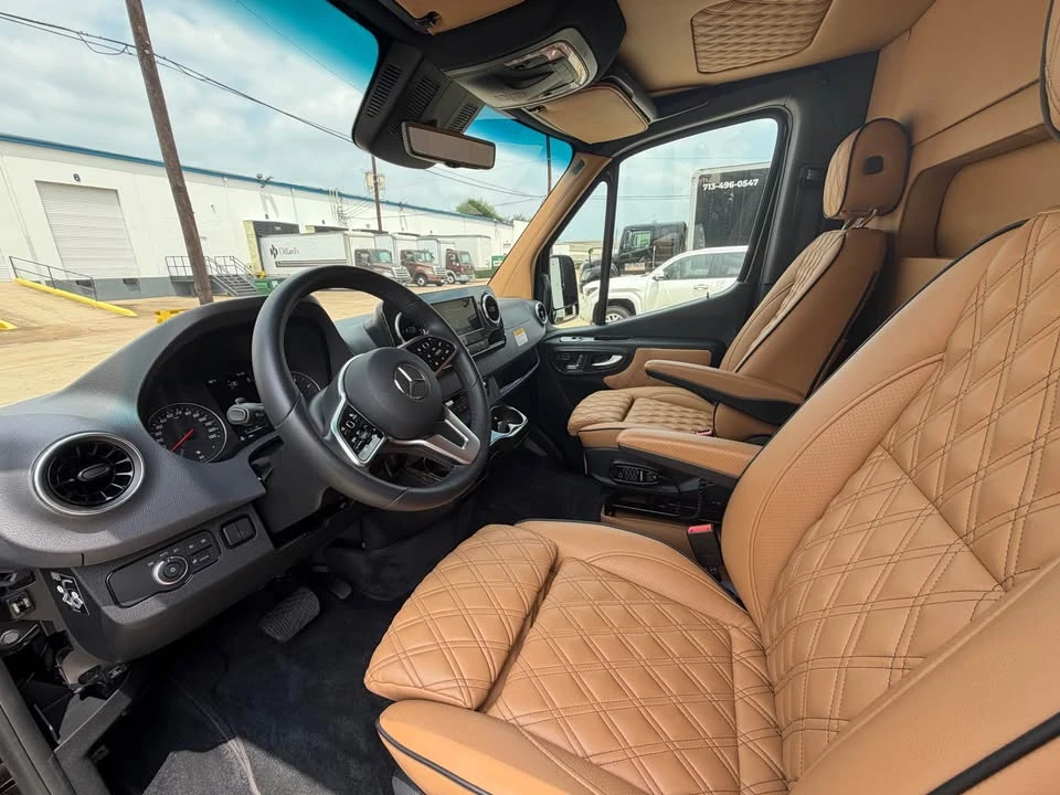 2026 Mercedes-Benz VS30 Sprinter - Image 8 of 19