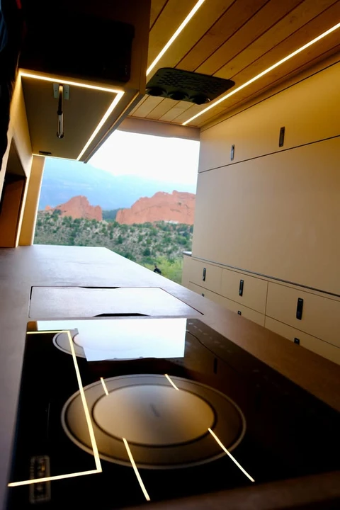 2026 Mercedes-Benz VS30 Sprinter - Image 6 of 17