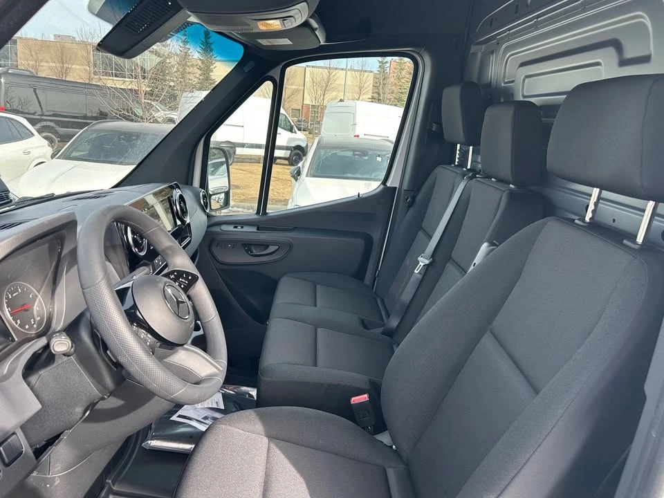 2026 Mercedes-Benz VS30 Sprinter - Image 3 of 11