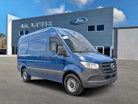 2026 Mercedes-Benz Sprinter 2500 Cargo 144 WB