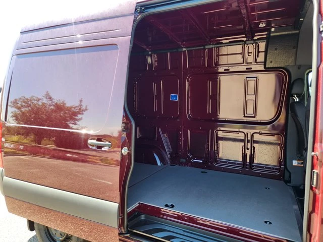 2026 Mercedes-Benz VS30 Sprinter - Image 16 of 20