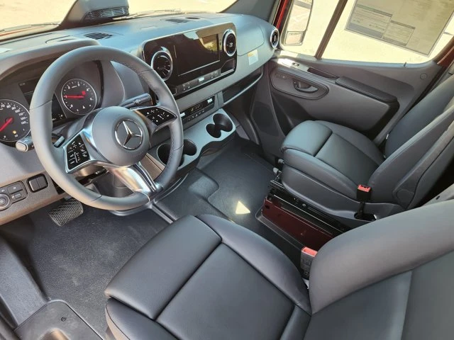 2026 Mercedes-Benz VS30 Sprinter - Image 7 of 20