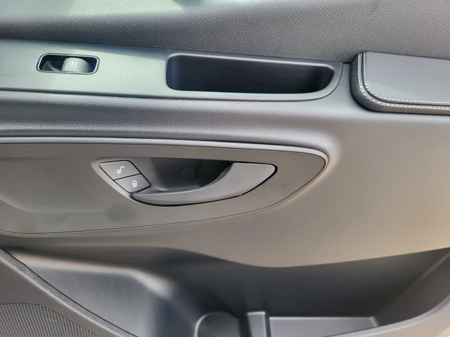 2026 Mercedes-Benz VS30 Sprinter - Image 17 of 20