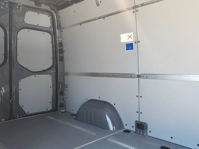 2026 Mercedes-Benz VS30 Sprinter - Image 14 of 20