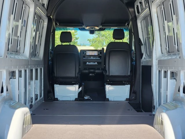 2026 Mercedes-Benz VS30 Sprinter - Image 14 of 20