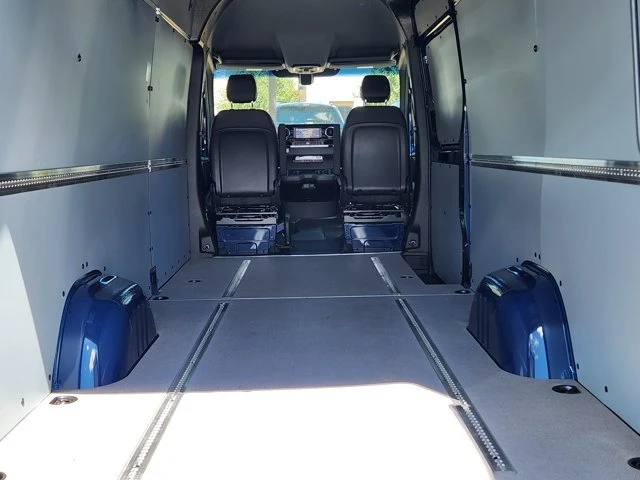 2026 Mercedes-Benz VS30 Sprinter - Image 13 of 20