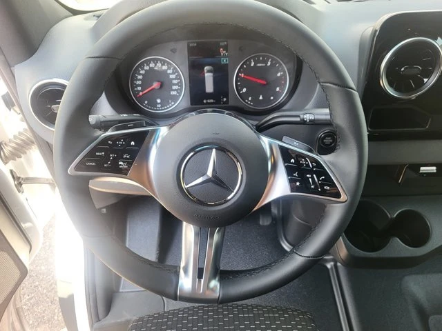 2026 Mercedes-Benz VS30 Sprinter - Image 18 of 20